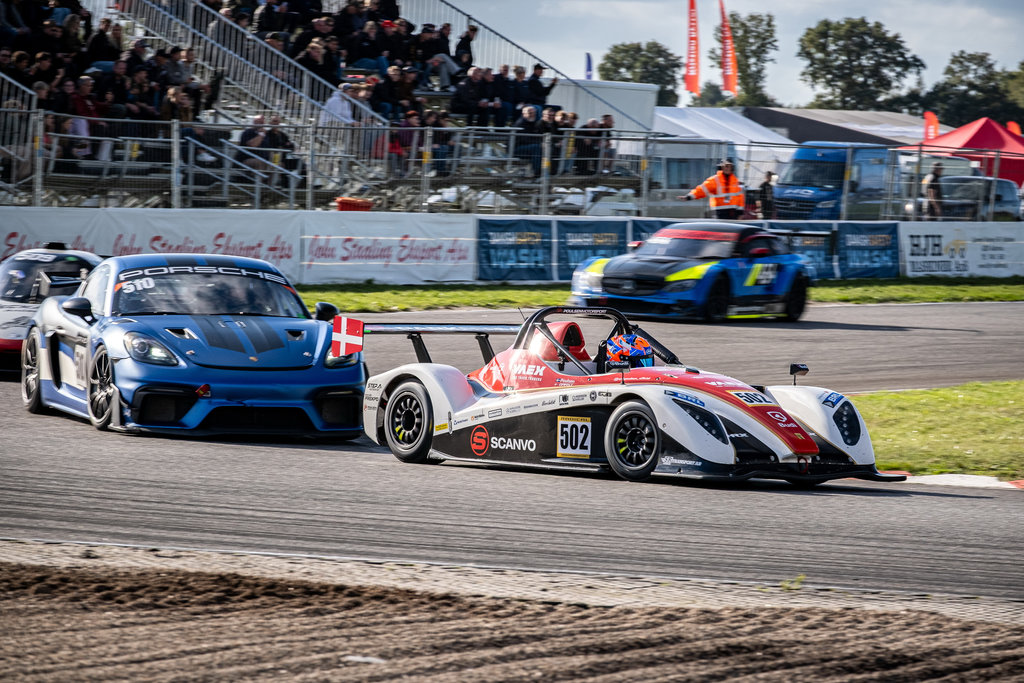 Step Motorsports Erik Poulsen og Marco Garst (501) var bedst i begge løb, mens Michael Nielsen (510) tog mesterskabet i division 5
(Foto: Grippo)